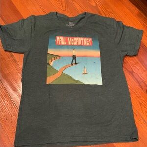 Gray Short Sleeve Tee with Graphic Design